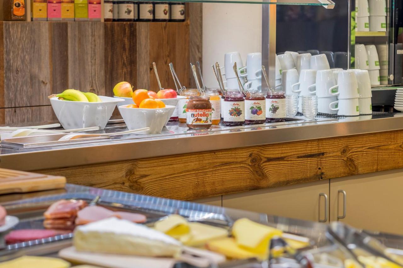 Explorer Hotel Montafon กาชูร์น ภายนอก รูปภาพ