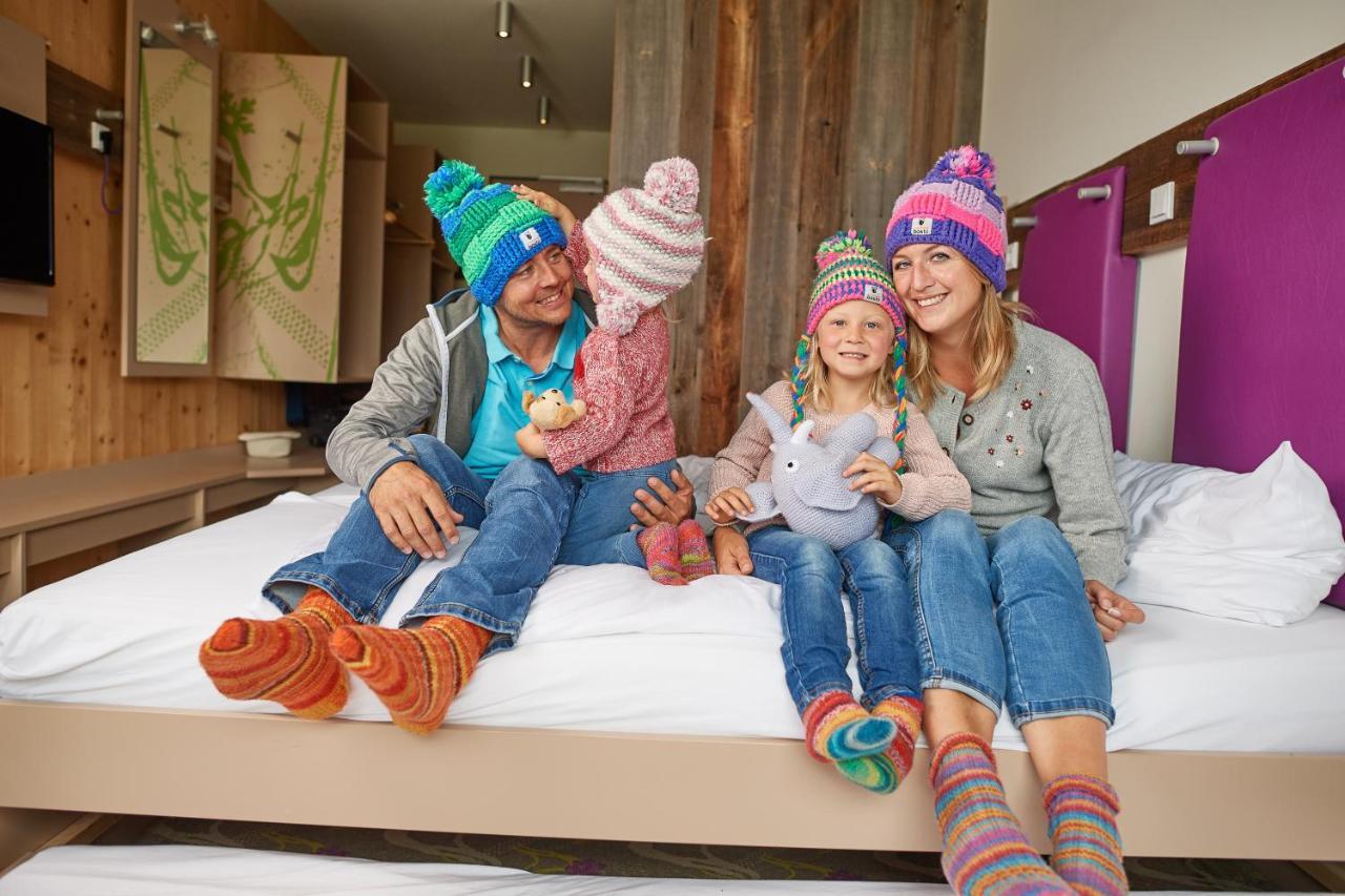 Explorer Hotel Montafon กาชูร์น ภายนอก รูปภาพ